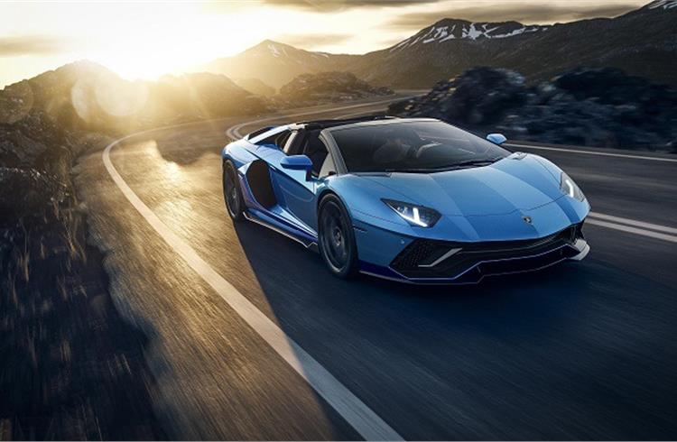 Aventador Ultimae rds.