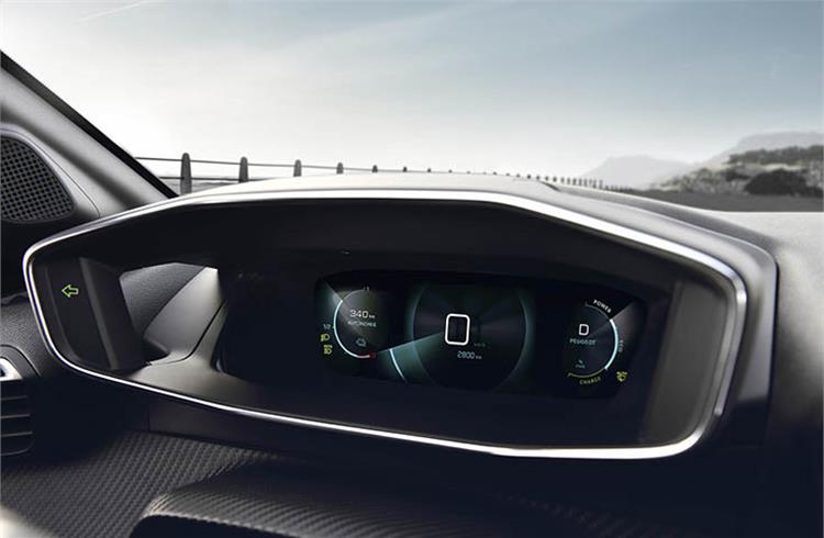 The Peugeot 208 cluster’s projection offers styling teams the flexibility to create depth with rotating menus and shadow effects and, importantly, bring a distribution of key information to the driver