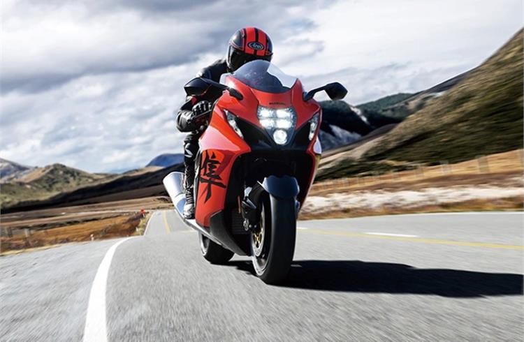 As the first production motorcycle capable of breaking the 300kph barrier, the Hayabusa represents cutting-edge engineering at its very best.