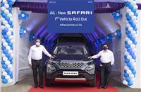 The first production ready new Safari. L-R:  Shailesh Chandra, President, PVBU, Tata Motors and Rajendra Petkar, President and CTO, Tata Motors at the company’s Pune plant.