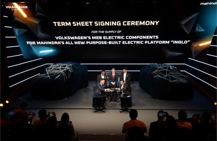 Thomas Schmall, VW Group Board of Management member for Technology and CEO of VW Group Components and Rajesh Jejurikar, Executive Director, Auto and Farm Sectors, Mahindra & Mahindra, at the signing.