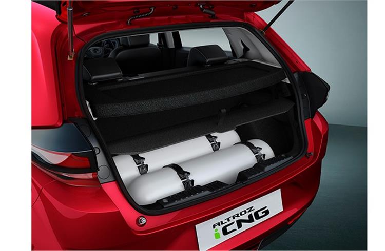 Altroz CNG gets the new dual-cylinder setup, which splits the CNG cylinders into 30-litre tanks each, both positioned under the boot floor to free up storage space.