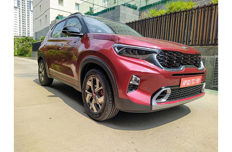Kia's brand new compact SUV, Sonet, is offered in six trim levels with both diesel and petrol powertrains.