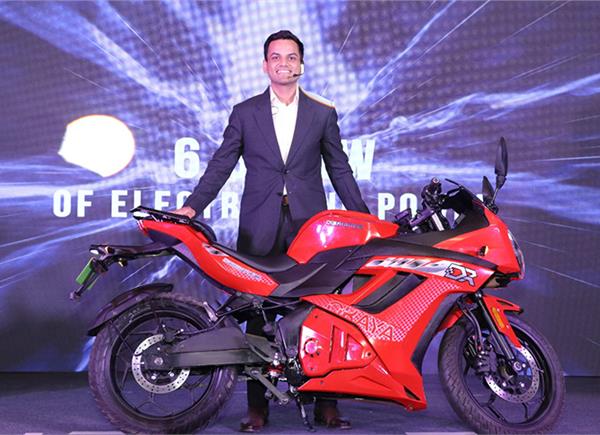 Okaya EV eyes 3,000 units monthly volumes with premium e-motorcycle Disruptor priced at Rs 1.60 lakh