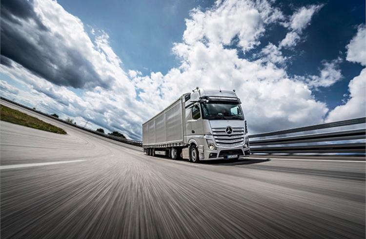 The Mercedes-Benz Actros has won the International Truck of the Year title for the fifth time.