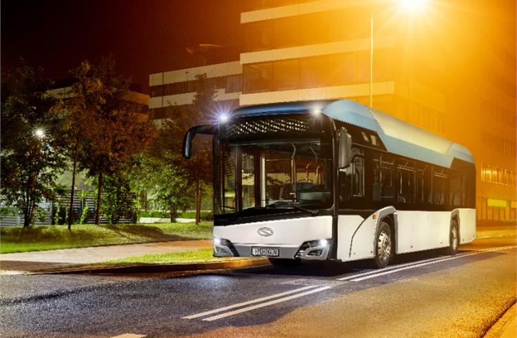 The 90 hydrogen Solaris buses ordered by AVM comprise 74 units of the 12-metre Urbino version and 15 articulated Urbio 18 buses.