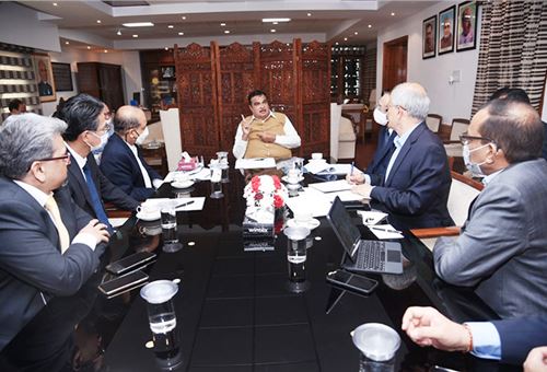 Nitin Gadkari discusses postponing CAFE Phase 2 norms with SIAM delegation