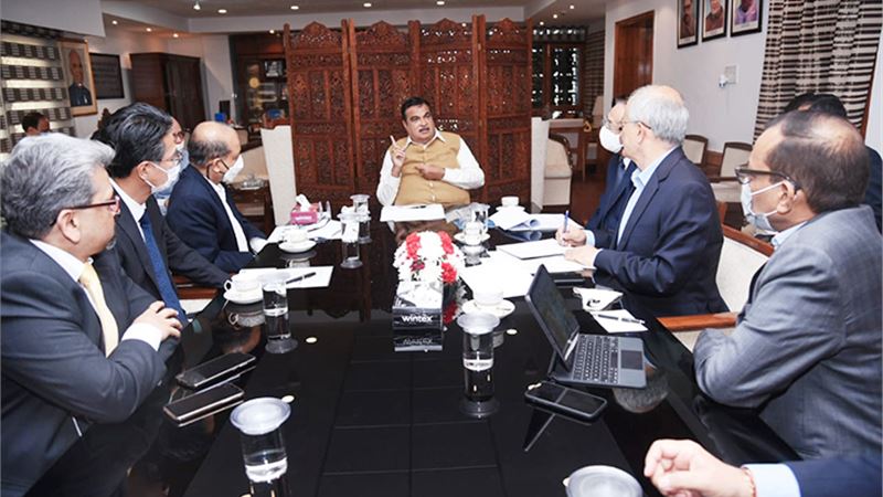 Nitin Gadkari discusses postponing CAFE Phase 2 norms with SIAM delegation
