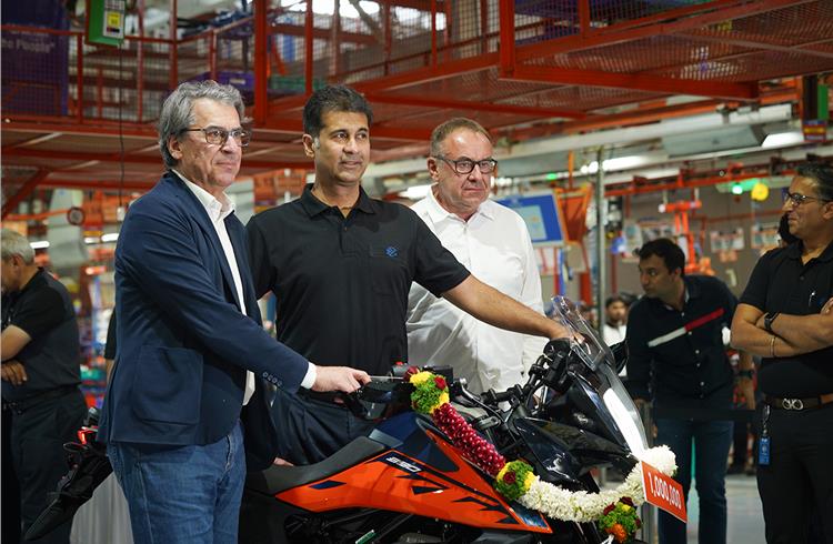 Bajaj Auto’s Chakan plant produces its millionth KTM motorcycle