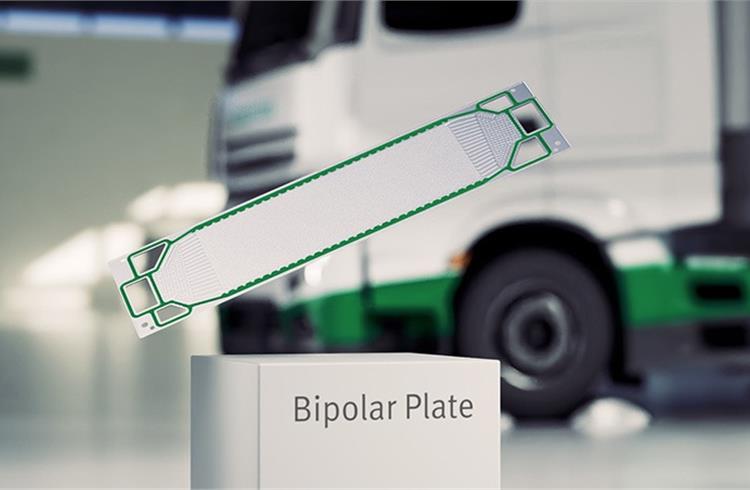 Bipolar plates are key fuel stack components. Schaeffler has been developing metallic bipolar plates for fuel cell stacks since 2017 and is currently making them at a pilot plant at its Herzogenaurach site.