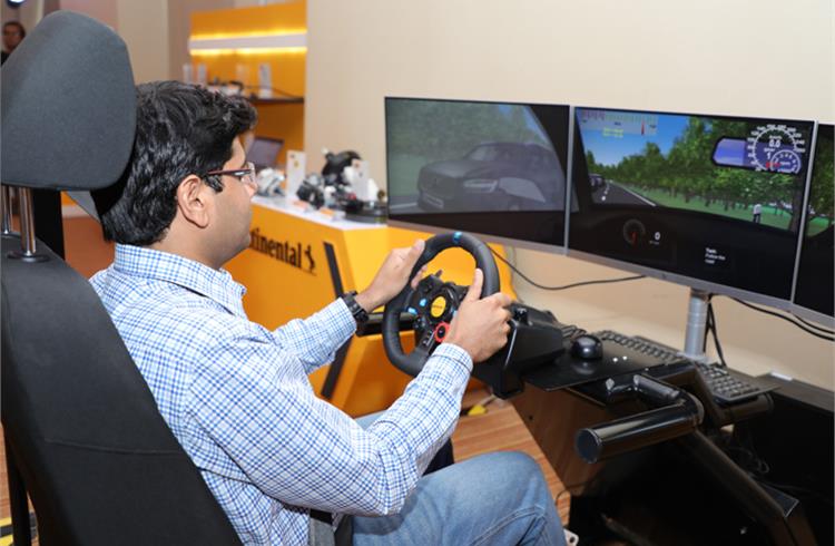 The driving simulator at the Continental Tech Day gave a hint of how passive and active safety systems can first prevent or later mitigate a crash scenario.
