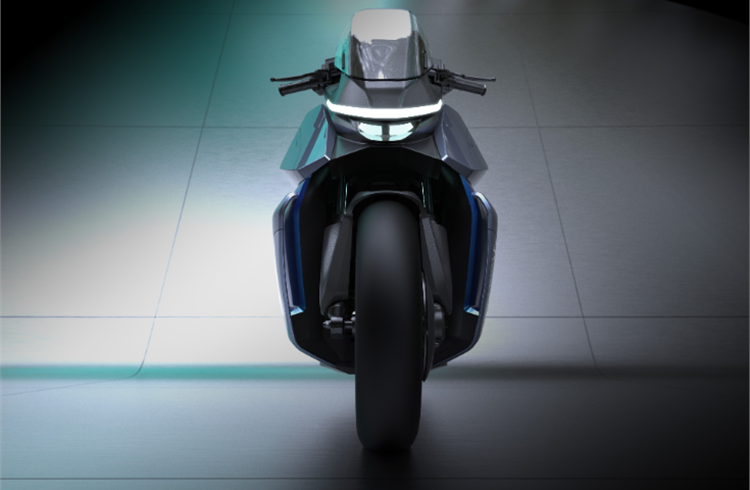 Vmoto unveils Pininfarina-styled electric APT concept maxi scooter
