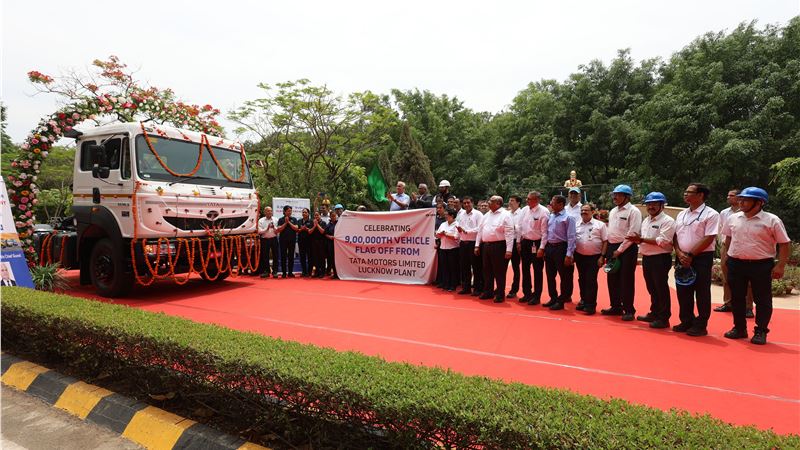 Tata Motors’ Lucknow plant rolls out 900,000th commercial vehicle