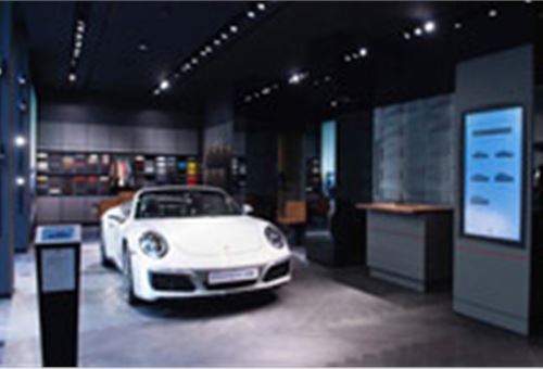 New Porsche Studio opens in Milan