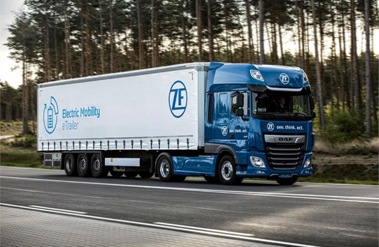 Lightweight truck design, together with aerodynamically designed trailers helps reduce weight and fuel consumption. This combined with installation space optimization helps improve efficiency for all drive types and enables new approaches for electric mobility.