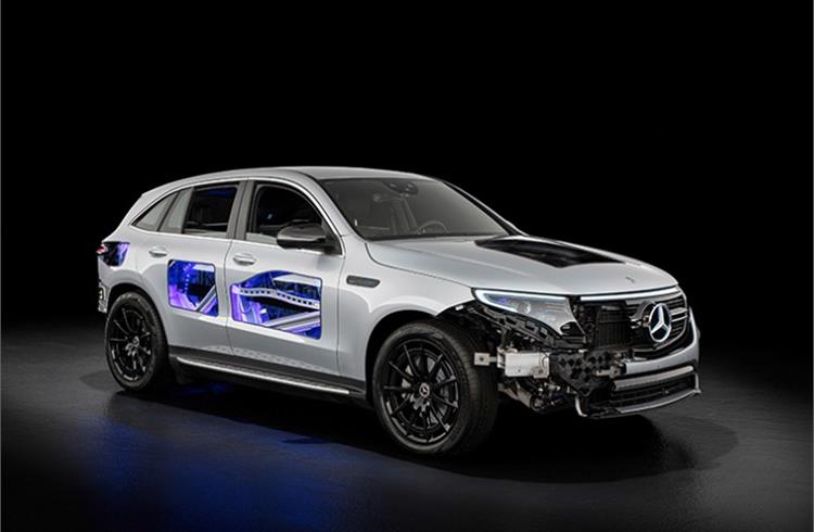 Mercedes-Benz makes electric mobility transparent with cutaway model