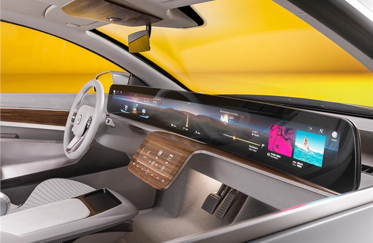 Continental reveals curved display with invisible control panel at CES 2023