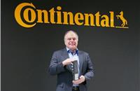 Johann Hiebl, Head of Connected Car Networking (CCN) Business Unit, accepts CLEPA award for Continental's high-performance computer and Continental Cooperation Portal.