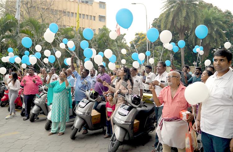 TVS Motors delivers 100 iQubes in Chennai