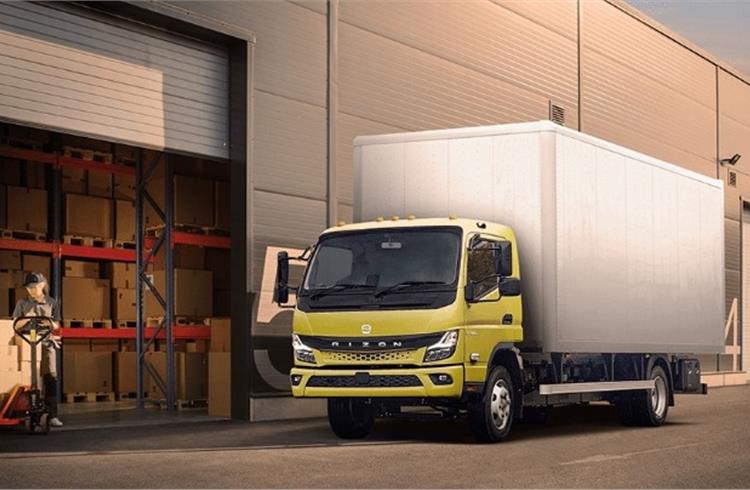 Daimler Truck launched the Rizon brand in May 2023 with a mix of battery-electric applications and configurations in Class 4-5 (medium-duty).
