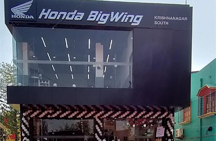 Honda Motorcycle & Scooter India inaugurates sales, service outlet BigWing in Krishnanagar