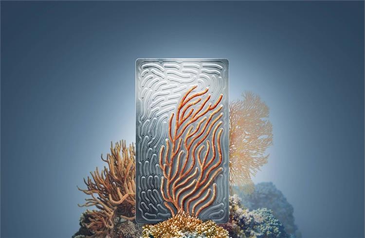 New bionic battery cooling plate uses nature as a model. Bionic structure of the cooling channels significantly improves thermodynamic performance and structural-mechanical properties.