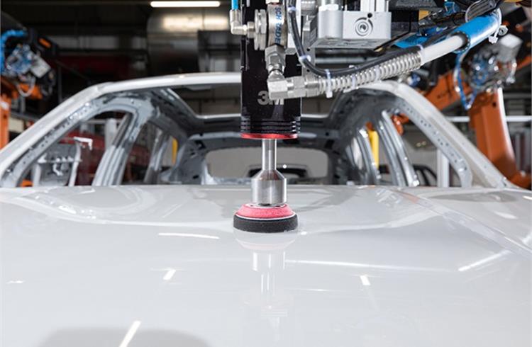 Automated Surface Processing has been used in series production at BMW Group Plant Regensburg since March 2022.