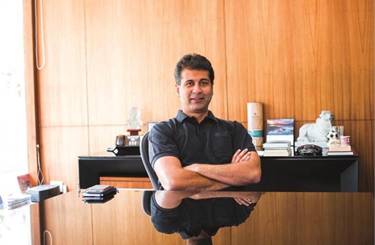 Rajiv Bajaj: “We are growing at over 50% but still losing production every month due to supply chain problems. This month we will lose, between domestic and exports, 6,000 KTMs because of shortage of semiconductors and ABS parts from Bosch.”