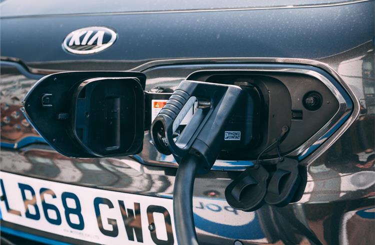 UK government invests £2.5 million in residential EV charging points