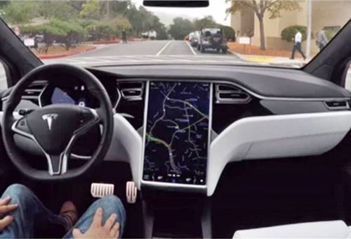  Tesla recalls two million vehicles on autopilot issues 