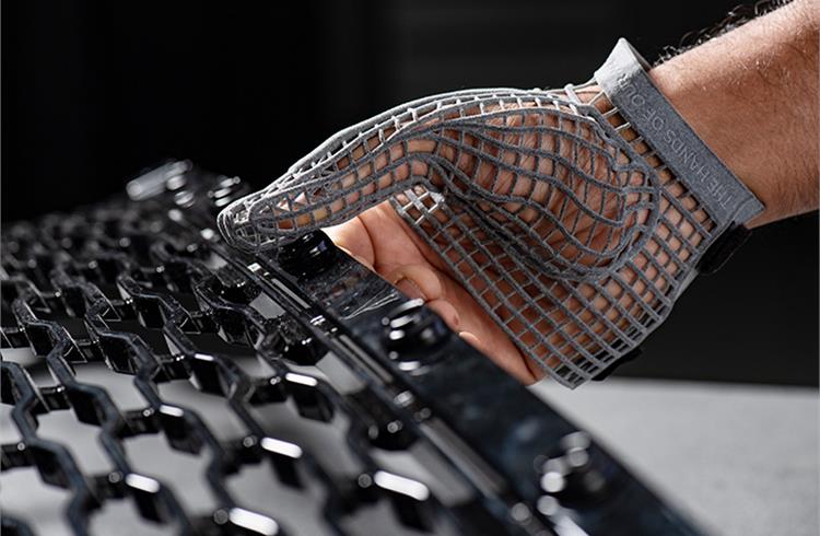 The 3D glove is designed for people working on the production line, for example those required to fit clips or fasteners into the chassis during assembly.