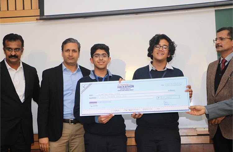 The winners of the Hackathon event at IIT Delhi