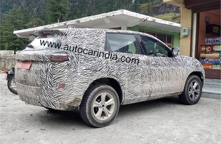 Autocar India's Kuldeep Chaudhari recently snapped a close-to-production Tata Harrier test mule outside Manali.