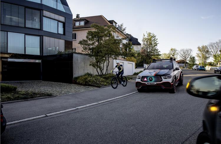 Mercedes-Benz previews its vision of safe mobility with ESF 2019