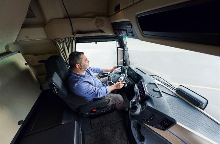 New Actros L and its futuristic cab design are high on driver comfort.