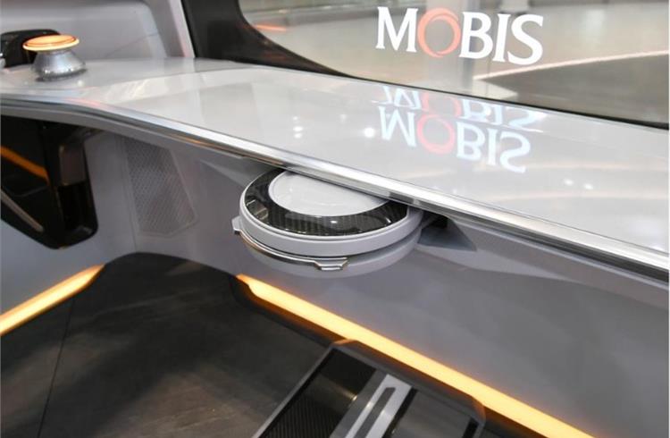 Hyundai Mobis develops foldable steering system