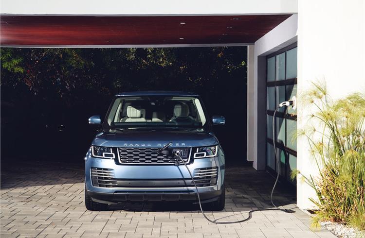 Land Rover to offer mild-hybrid or plug-in hybrid drivetrains in 2019