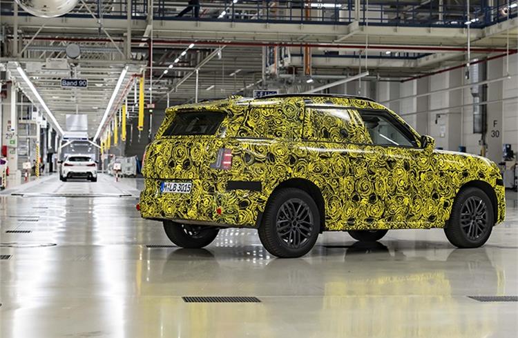First made in Germany MINI to roll out from BMW Group Plant in Leipzig
