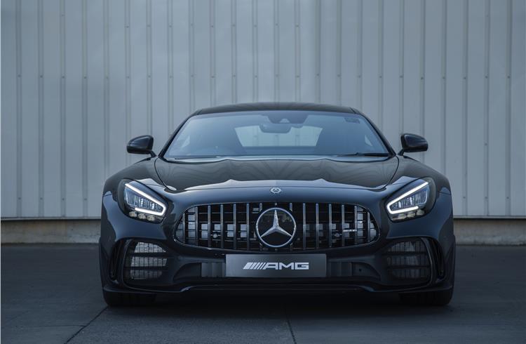 The AMG GT R is powered by a four-litre Biturbo V8 engine that produces 585hp, sprints from 0-100km/h in 3.6 seconds.