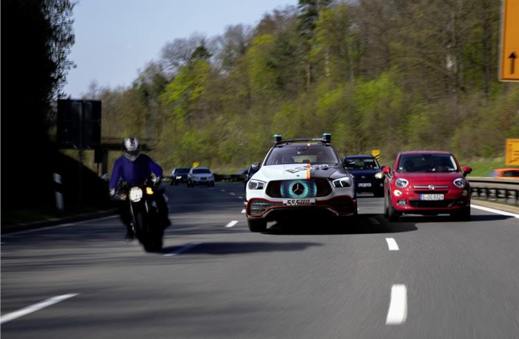 Mercedes-Benz previews its vision of safe mobility with ESF 2019