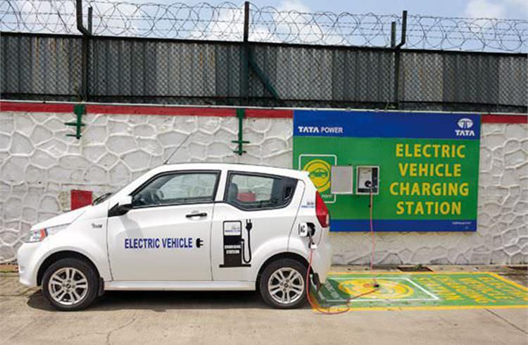 Power Ministry amends EV charging guidelines and specifications