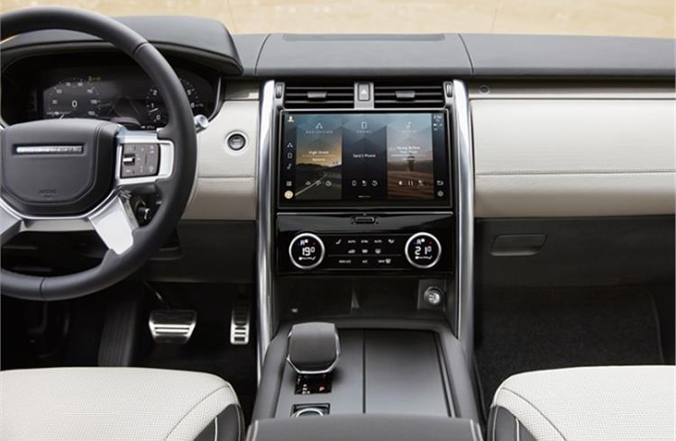 Always-connected Pivi Pro’s high-resolution touch-screen allows users to control all aspects of the vehicle using the same processing hardware as the latest smartphones.
