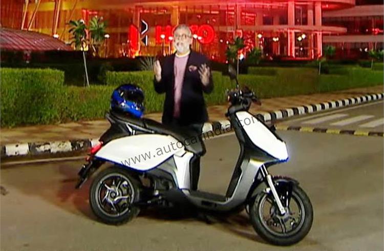 In early August , 2021, at the company’s 10th anniversary celebrations, Hero MotoCorp chairman Dr Pawan Munjal had showcased the company’s upcoming electric scooter.