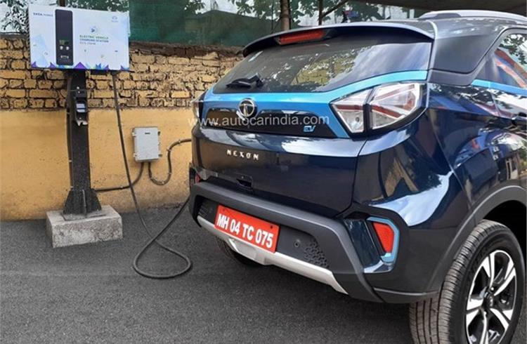 Government says no proposals for subsidy on import duty for electric vehicles