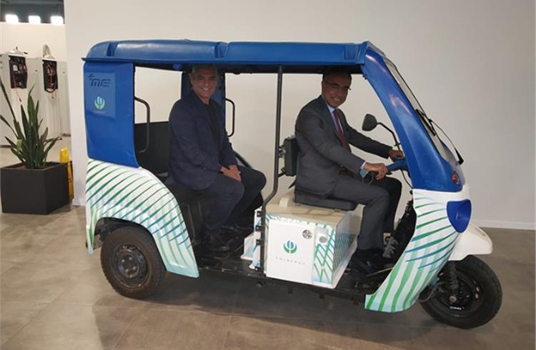 Mahindra Electric is testing out a new form of energy source – Phinergy’s metal-air batteries – on its popular three-wheeler Treo.