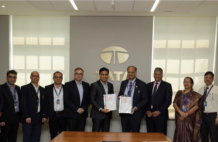 Tata Motors signs MoU with SBI for eCV financing 