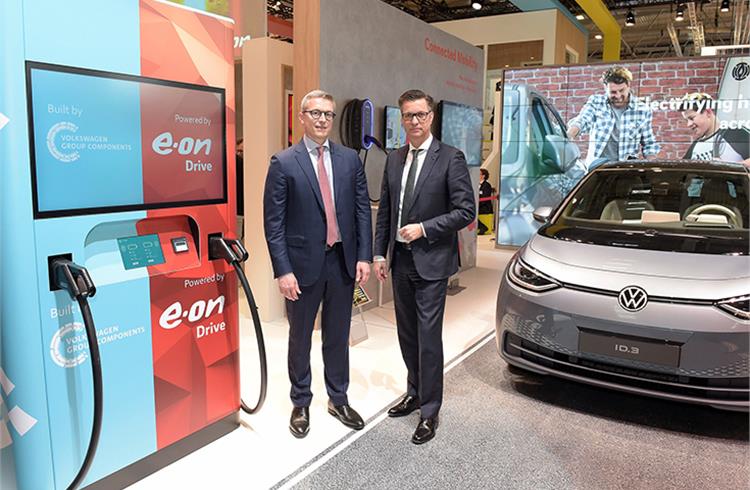 Chairman of the Board of Management of Volkswagen Group Components Thomas Schmall with E.ON Board of Management member Karsten Wildberger