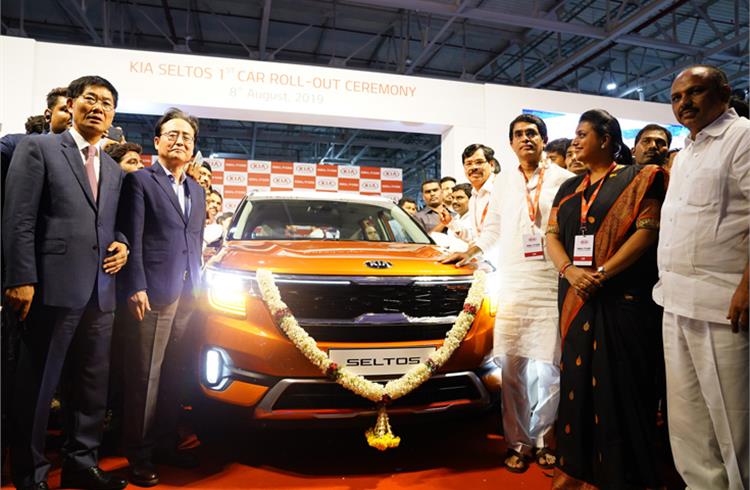 Ambassador of South Korea to India, Shin Bong-kil and Kookhyun Shim, MD & CEO of Kia Motors India at the rollout of the the first Seltos at the Anantapur Plant.