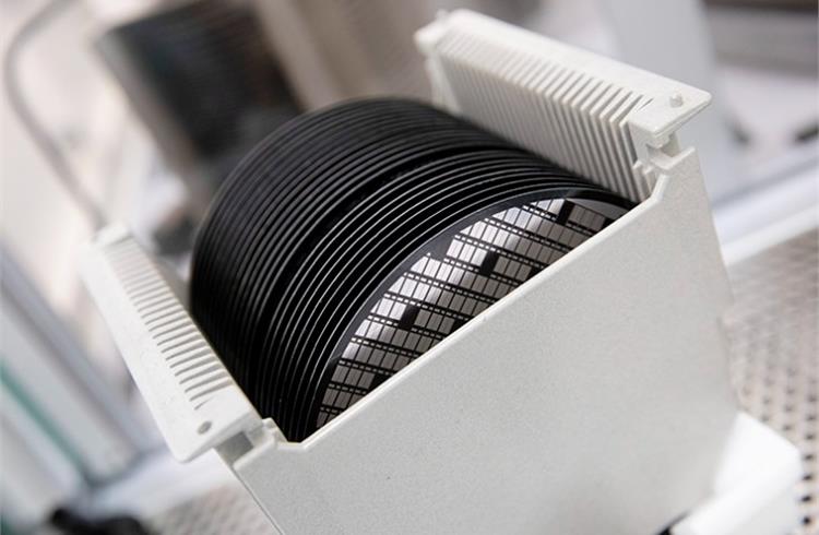 Semiconductors made of silicon carbide (SiC) are small, powerful, and extremely efficient. They enable increased range and more efficient recharging for EVs.