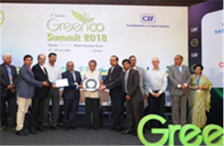 Tata Motors Pantnagar Plant team receiving the Platinum Certification at CII’s GreenCo Summit 2018 held in Chennai.
